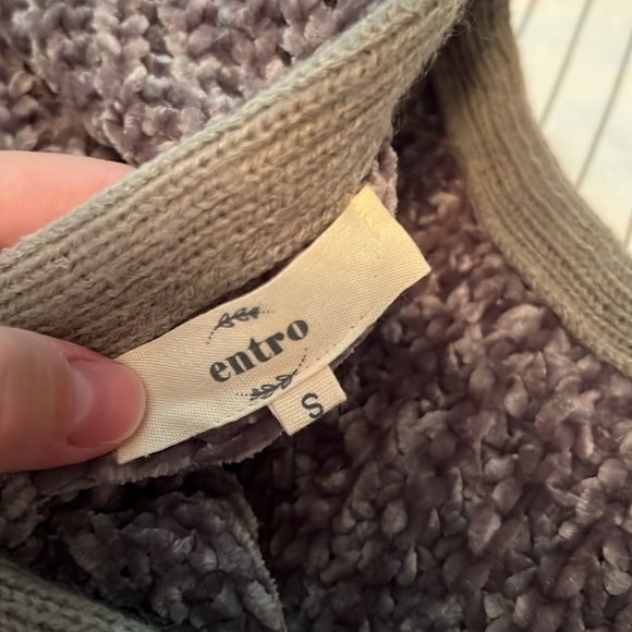 Reversible Grey Sweater - Picture 4 of 4